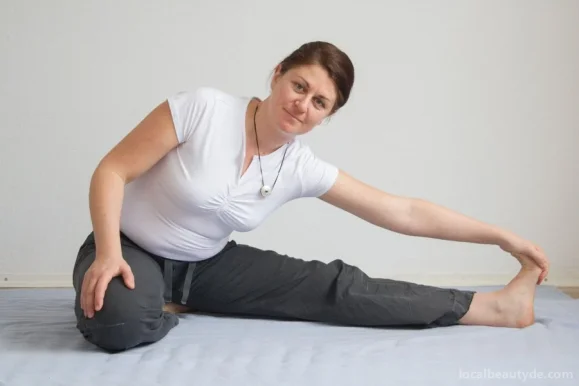 Denitsa Lilova - Private & Mobile Massagepraxis - Thai Yoga Massage/ Dorn Therapy/ Osteo Thai, Baden-Württemberg - Foto 1