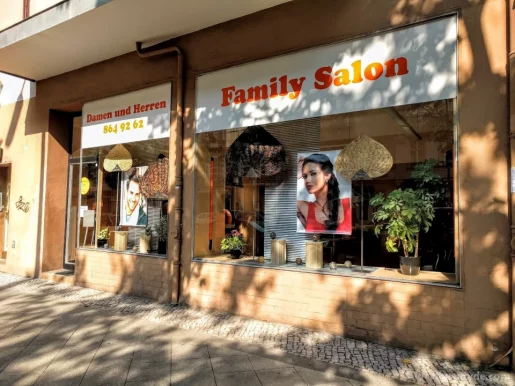 Family-Salon, Berlin - 