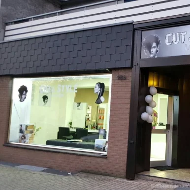 Cut & Style Lounge, Duisburg - Foto 3