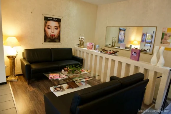 Shohreh´s Beautyworld cosmetics and more..., Essen - Foto 1