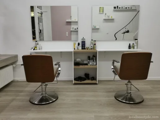 Hair Care & Day Spa, Frankfurt am Main - Foto 1
