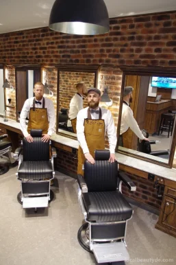 Phil's Barbershop Altstadt, Hamburg - Foto 1