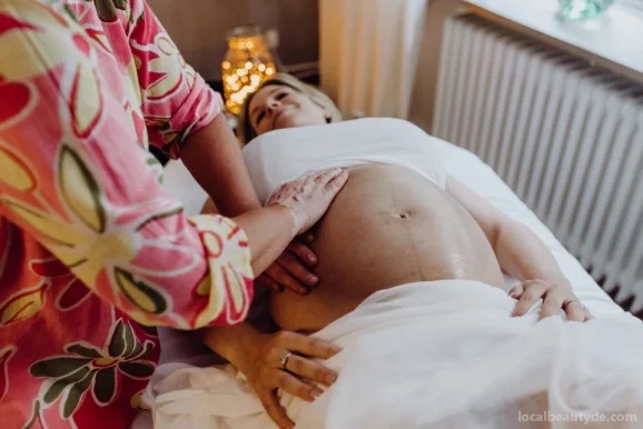 Mama to be - Massage Andrea Kahl, Termine nur nach telefonischer Absprache, Hamburg - Foto 1