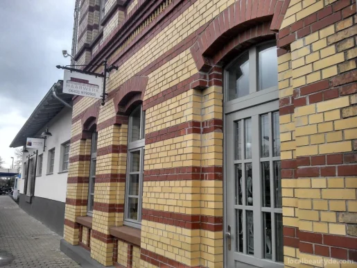 Friseur Haarwerk im Bahnhof, Hessen - 
