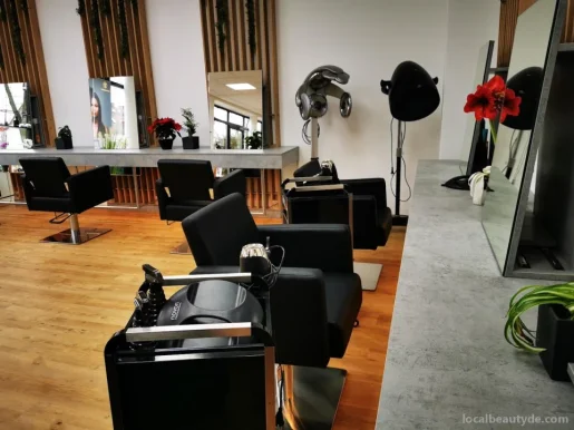 Mine Cihan - Hair Design Studio/Akademie, Kassel - Foto 4