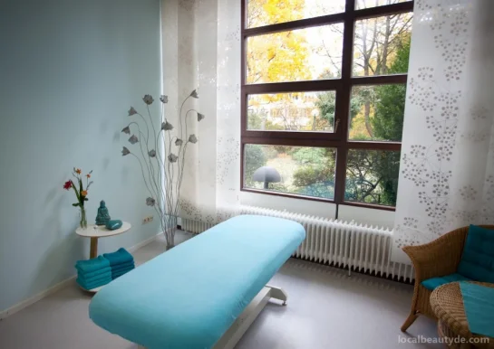ART OF TOUCH® Massage & Wellness, Physikalische Therapie, München - Foto 3