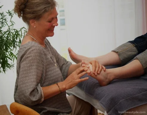 Hand & Fuß Gesundheitspraktische Fußmassage Monika Fischer, Nordrhein-Westfalen - Foto 3