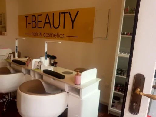 T-Beauty Nails & Cosmetics, Regensburg - Foto 3
