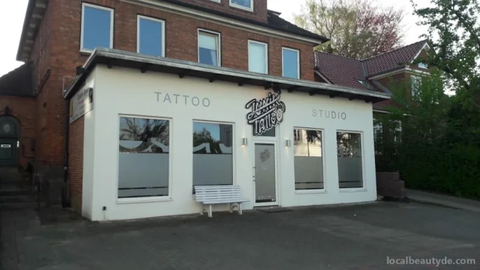 JUNIK TATTOO | Tattoo & Piercing, Schleswig-Holstein - Foto 1