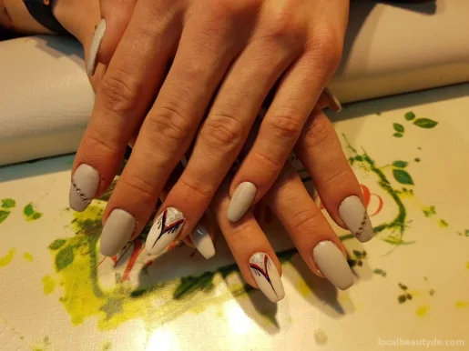Nails & More · American Style, Solingen - Foto 2